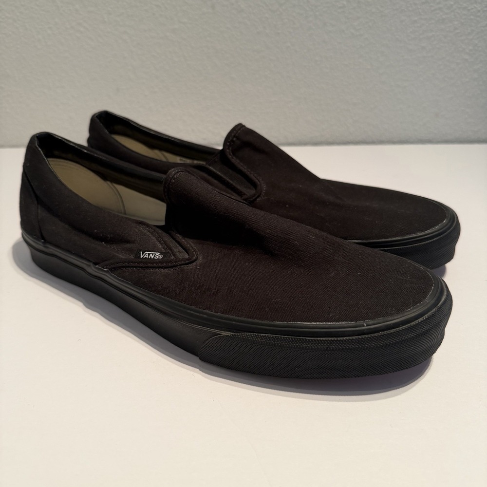 VANS Classic Men's Black Canvas Slip-On Shoes Rubber Sole Size 11.5